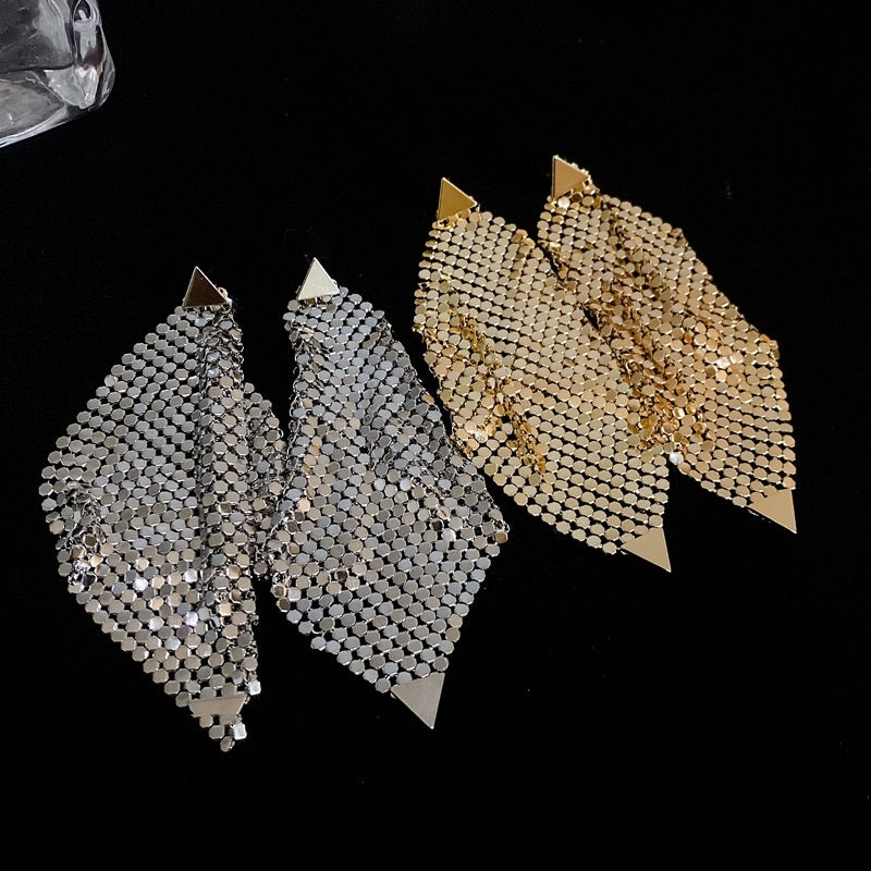 Onlineorderly™ Silver Needle Triangle Sequins Irregular Earrings