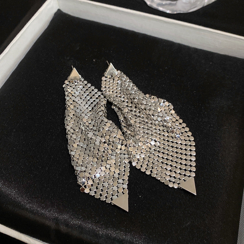 Onlineorderly™ Silver Needle Triangle Sequins Irregular Earrings
