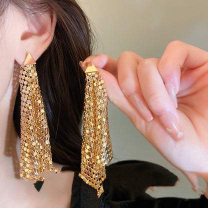 Onlineorderly™ Silver Needle Triangle Sequins Irregular Earrings