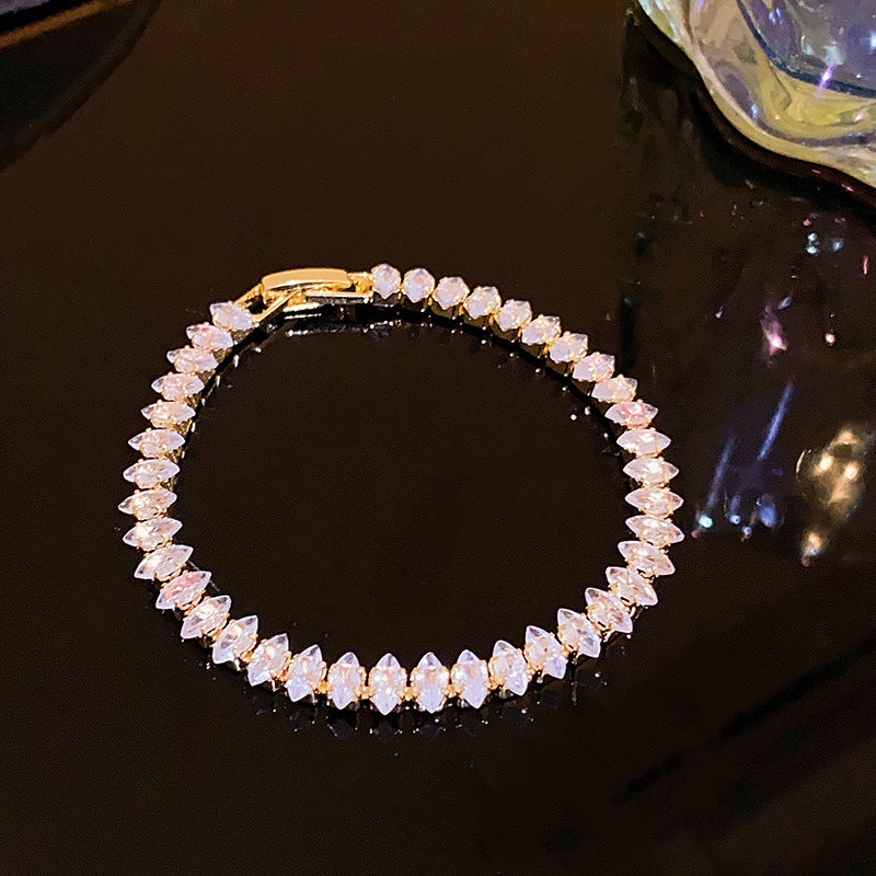 Elegant Rhinestone Zircon Water Drop Bracelet – Simple & Light Luxury Jewelry